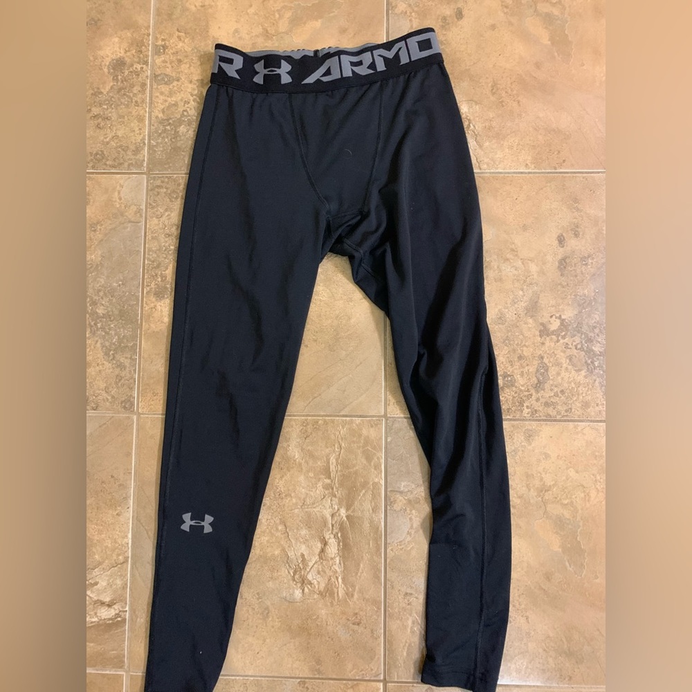 Under Armour Cold Weather Black Compression Leggings Size Medium